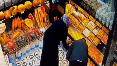 Heimlich manevrası hayat kurtardı: Nefes borusuna şeker kaçan çocuk ölümden döndü