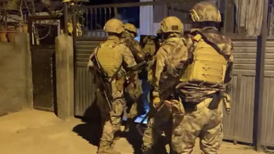 İki suç örgütü çökertildi! Elebaşları Murat Özdemir ve Cengiz Arslan dahil çok sayıda şüpheli yakalandı