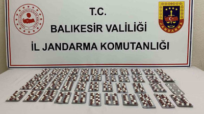 Jandarma ekiplerinden uyuşturucu operasyonu: Yüzlerce uyuşturucu ele geçirildi