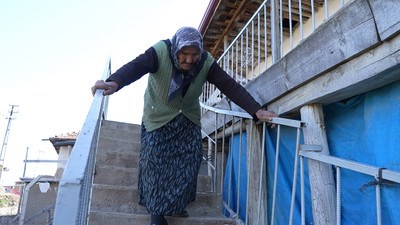Türkiye'nin en yaşlı seçmeni oyunu kullandı
