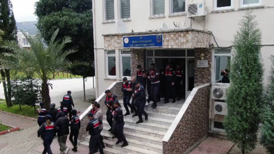 Jandarma, hazine arazilerini satan dolandırıcıları yakaladı!