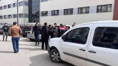 Sivas'ta panik anları: Tartıştığı otoparkçıya tüfek çekti