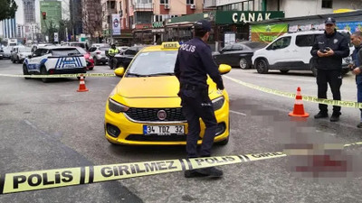 Kadıköy'de taksiciye bıçaklı saldırı! Hayati tehlikesi var