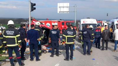 Tekirdağ'da feci kaza! Tır ile minibüs çarpıştı: 5 ölü 10 yaralı