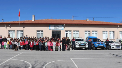 Jandarma ekipleri köy köy gezip “UYUMA” dedi