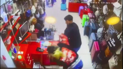 Nişanlısı, dükkanın ortasında acımasızca dövdü