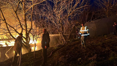 Zonguldak'ta tekstil atölyesi deposunda yangın: Ekipler müdahale ediyor
