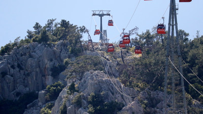 Antalya'daki kaza sonrası bölgede inceleme sürüyor
