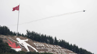 SOLOTÜRK'ten Çanakkale semalarında gösteri uçuşu