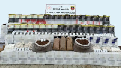 Jandarmadan kaçakçılara baskın! Milyonluk makaron ve kilolarca tütün