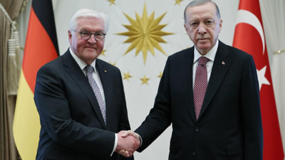 Cumhurbaşkanı Erdoğan, Alman mevkidaşına tarihi mektubun birebir basımını hediye etti