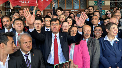 Kütahya’da seçim sonuçlarında değişiklik olmadı! CHP’li aday mazbatasını alıp göreve başladı