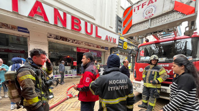 AVM'de korku dolu anlar! Yangın çıktı