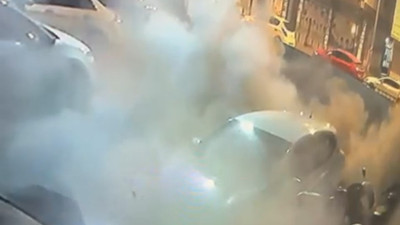 Kağıthane'deki otoparka düzenlenen el bombalı saldırı kamerada