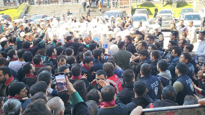 Van’da avukatlarla polis arasında gerilim!