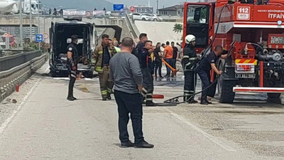 Hasta taşıyan ambulans küle döndü