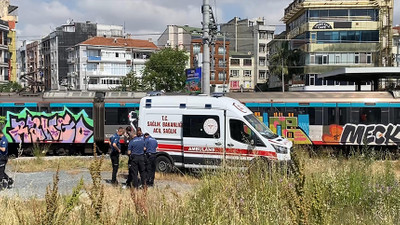 Zeytinburnu Marmaray'da intihar girişimi!