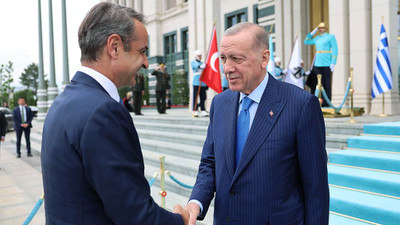 Erdoğan, Miçotakis’i kabul etti