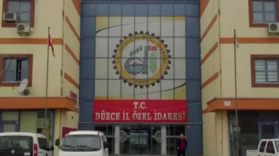 Kadınlar tuvaletindeki kapının altından fotoğraf çektiği iddia edilen polis açığa alındı