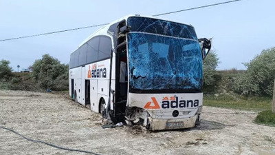 Yolcu otobüsü şarampole devrildi: 4 yaralı