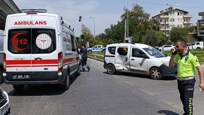 Kazaya giden ambulans kaza yaptı!