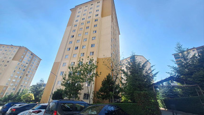 Boşanma aşamasında olduğu eşini ve kızını öldürdü, intihar girişiminde ağır yaralandı