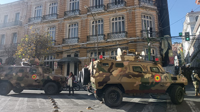 Bolivya'da darbe girişimi başarısız oldu asker geri çekildi