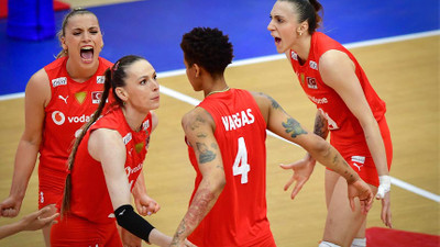 FIVB Kadınlar Voleybol Milletler Ligi'nde Filenin Sultanları çeyrek finalde Polonya'ya elendi