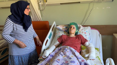 Evlilik yıl dönümünde karısını 27 kez bıçakladı...