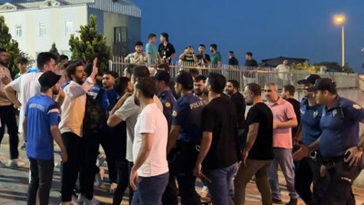 Sorumsuzluğun böylesi! İstanbul'da taraftar grubu havai fişekli kutlama yaptı, ev ve ormanda yangın çıktı