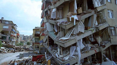 Japon deprem uzmanı korkutan uyarılarda bulundu, Türk uzman Naci Görür tepki gösterdi.