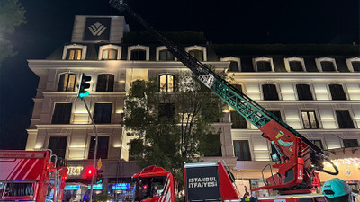 Kadıköy'de korkutan yangın! Otel yangını büyümeden söndürüldü