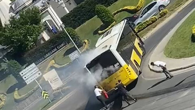 İETT otobüsünden çıkan duman korkuttu