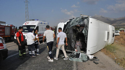 Mersin’de zincirleme kaza: 2 ölü, 35 yaralı