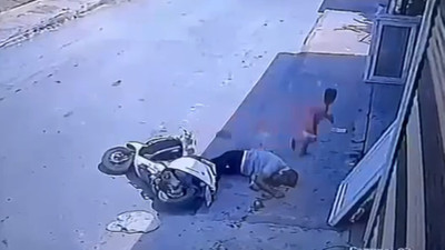 Torunlarının gözü önünde tabancayla başından vuruldu! Saldırı anı kamerada...