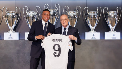 Mbappe, Real Madrid'e resmi imzayı attı!