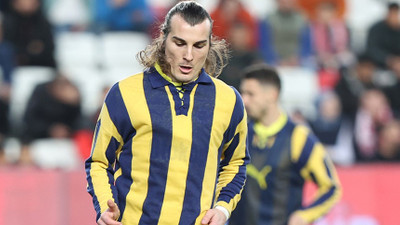 Fenerbahçe Çağlar Söyüncü'yü açıkladı