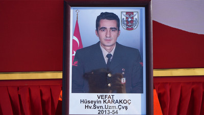 Babaların tabutuna son kez dokundular!