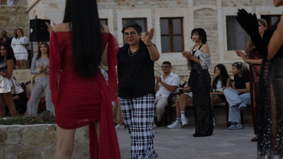 İranlı tasarımcı Shahnaz Parsa, Kapadokya'da 'Let Our Soul Shine' koleksiyonunu sergiledi