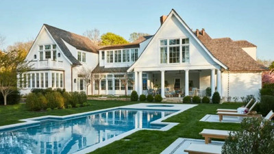 Sylvester Stallone 3 kızı için 25 milyon dolarlık ev satın aldı