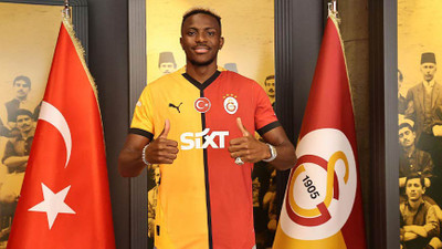 Victor Osimhen imzayı attı mesajı gönderdi!