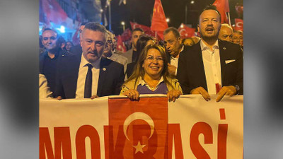 TBMM Başkanvekili ayağını kırdı!