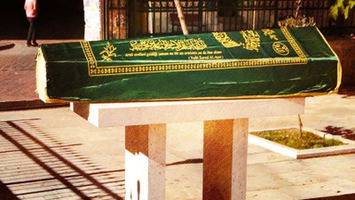 Öldü sanılan adam musalla taşında horladı!