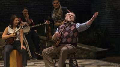 Ünlü oyuncu hayatını adadığı sahnede can verdi