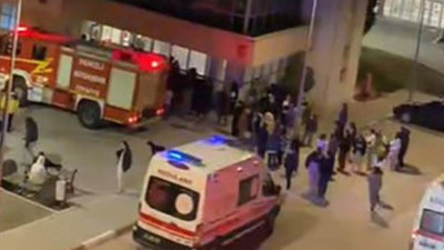 KYK yurdunda asansör zemine çakıldı: 2 öğrenci içindeydi…