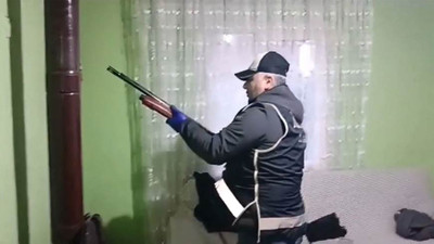 Silah kaçakçıları ve uyuşturucu tacirlerine operasyon