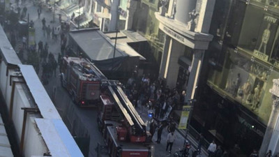 İstanbul'da bina çöktü: Enkaz altında kalanlar var