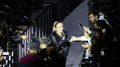 Sertab Erener için 'Saygı1'de efsane performanslar: Gözyaşlarını tutamadı…