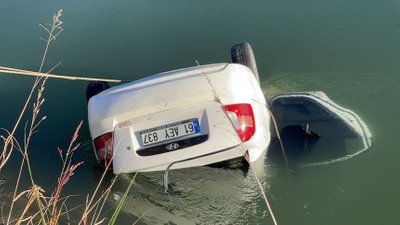 Otomobil su kanalına uçtu bir aile yok oldu!