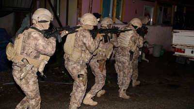 Kocaeli'de silah kaçakçılarına baskın